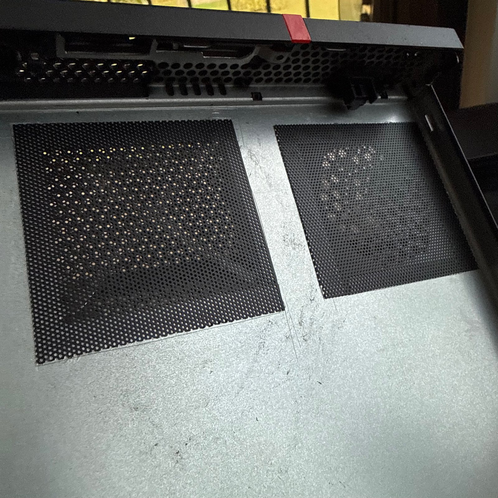 Dust cover